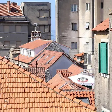 Apartment Monfrina 1, Luxury Old Town Near Split
