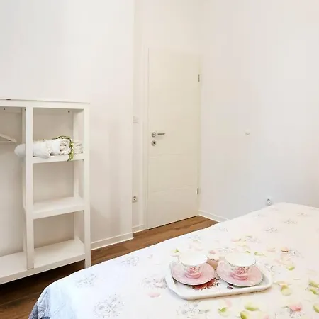 Monfrina 1, Luxury Old Town Near Apartment