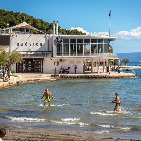 Monfrina 1, Luxury Old Town Near