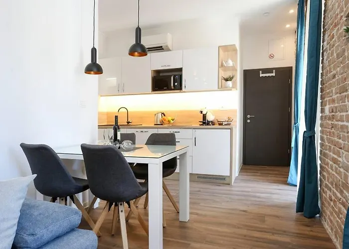 Monfrina 1, Luxury Old Town Near Appartement