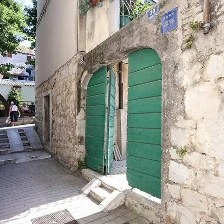 アパート Monfrina 1, Luxury Old Town Near スプリト